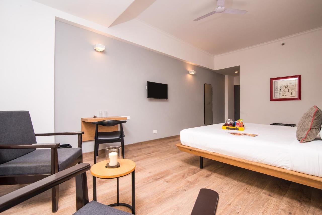 Oyo Townhouse 028 Corporate Suite Noida Dış mekan fotoğraf
