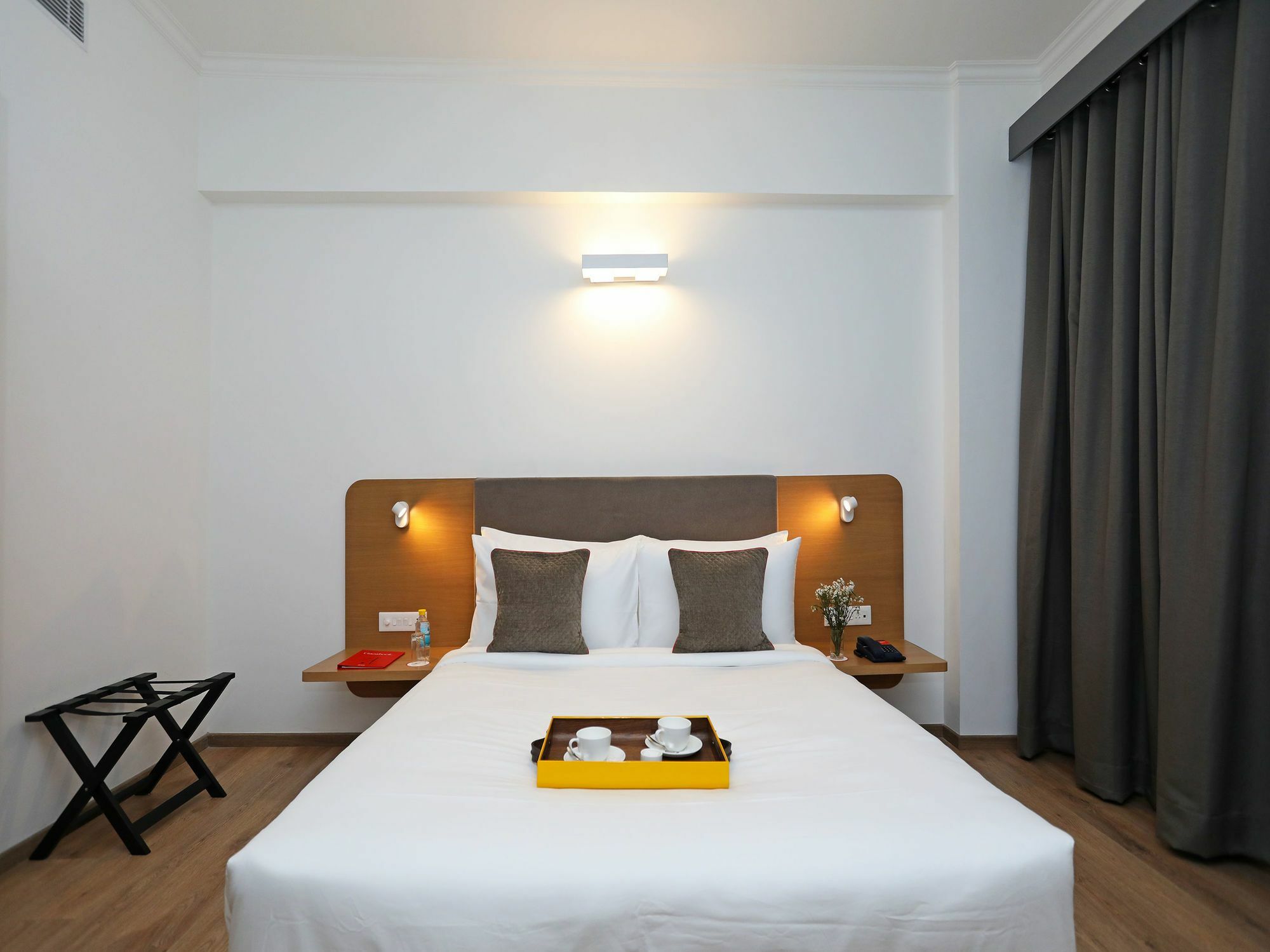 Oyo Townhouse 028 Corporate Suite Noida Dış mekan fotoğraf