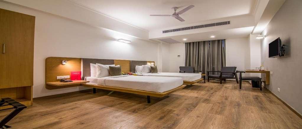 Oyo Townhouse 028 Corporate Suite Noida Oda fotoğraf
