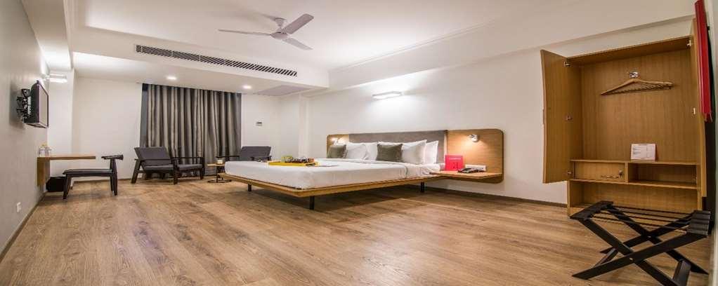 Oyo Townhouse 028 Corporate Suite Noida Oda fotoğraf